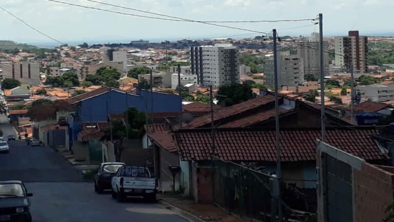 Número de casos ativos de Covid-19 sobe de 06 para 08 em João Pinheiro nas últimas 24 horas