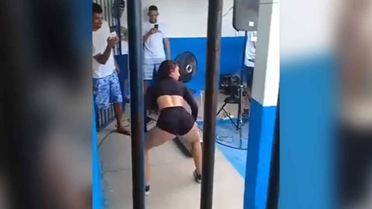 Festa em cadeia pública tem show de MC e dançarinas rebolando "até o chão", veja o vídeo