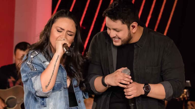 Morre o cantor Maurílio, da dupla com Luiza, aos 28 anos, em Hospital de Goiânia