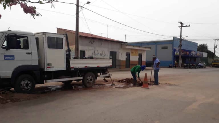 Copasa emite nota dizendo que chuvas comprometeram o abastecimento de água em toda cidade de João Pinheiro