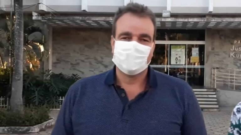 Edinho age como líder, se compromete com população e toma providências após chuvas intensas em João Pinheiro