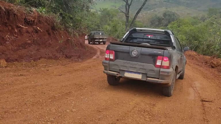 Desvio provisório já permite passagem pela MGC 354, entre Presidente Olegário e Patos de Minas