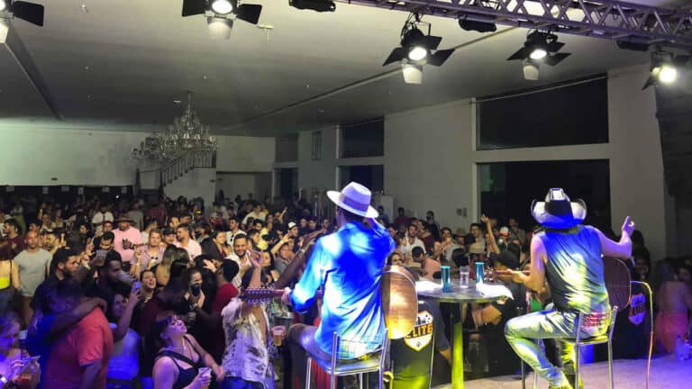 Clube de tiro arrecada mais de 4 toneladas de alimentos em comemoração do primeiro aniversário em João Pinheiro