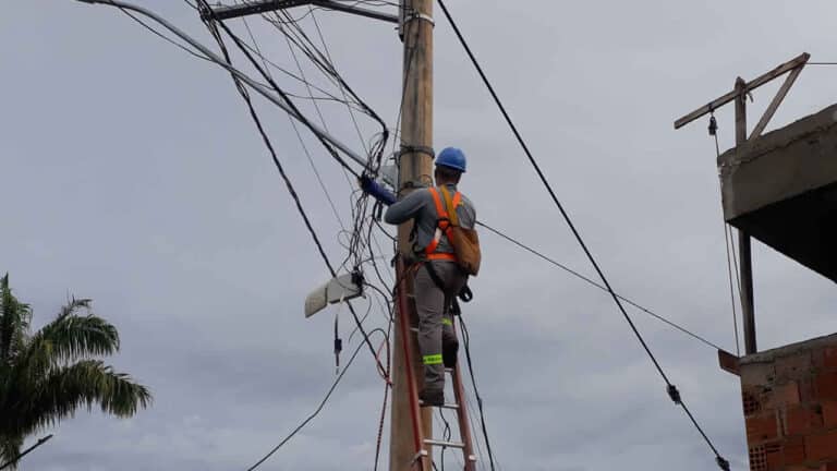 Bairros de João Pinheiro ficaram por cerca de 5 horas sem energia elétrica