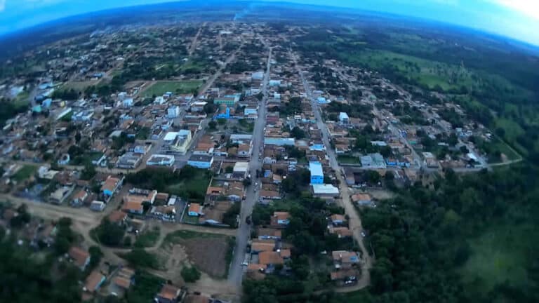 Mãe mata filha de 2 anos e tenta suicídio logo em seguida em Brasilândia de Minas