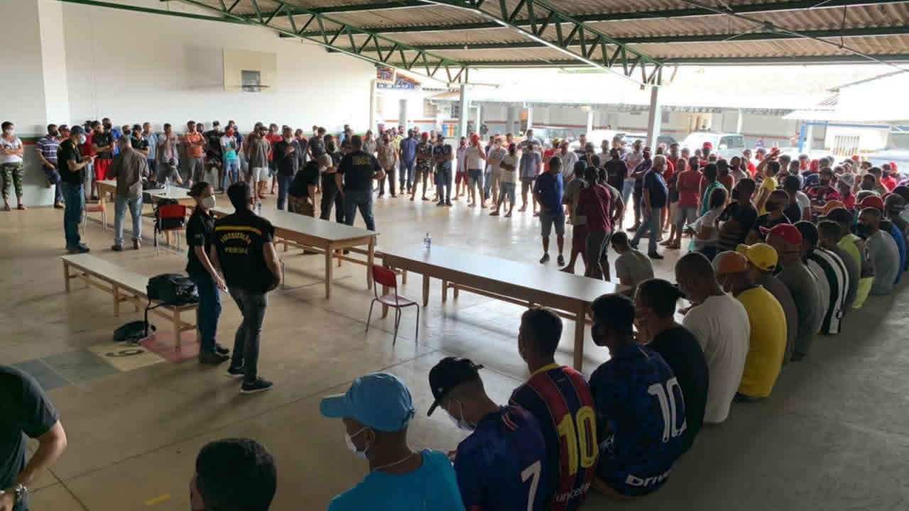 MPT resgata 271 trabalhadores em condições análogas à escravidão em fiscalização na cidade de João Pinheiro
