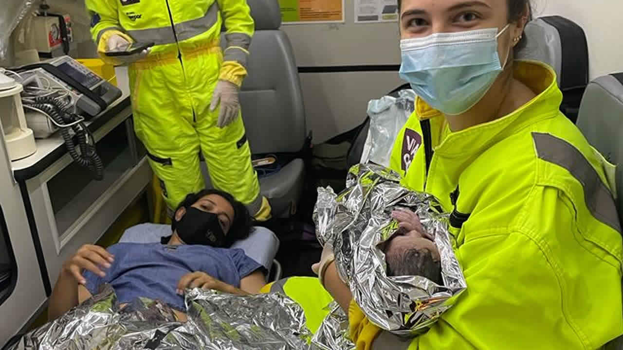 Mulher dá à luz a um menino em uma ambulância na BR-040, em João Pinheiro