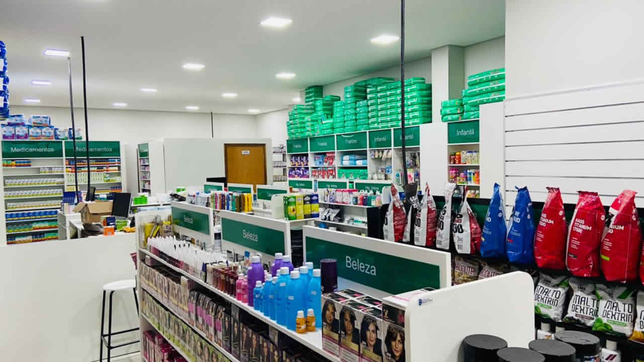 FarmaVida Centro muda de endereço para oferecer mais conforto e qualidade para seus clientes de João Pinheiro e região
