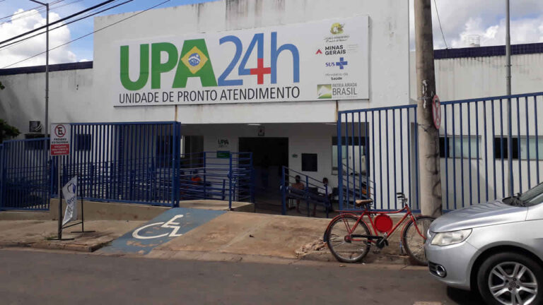Homem embriagado causa tumulto na UPA de João Pinheiro e acaba preso em flagrante pela PM
