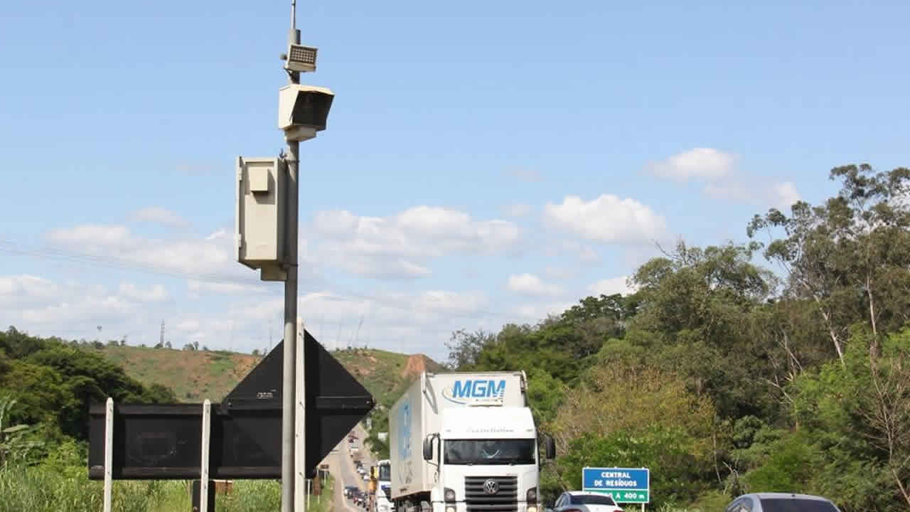 Minas Gerais terá mais de 600 radares de velocidade até o fim do ano