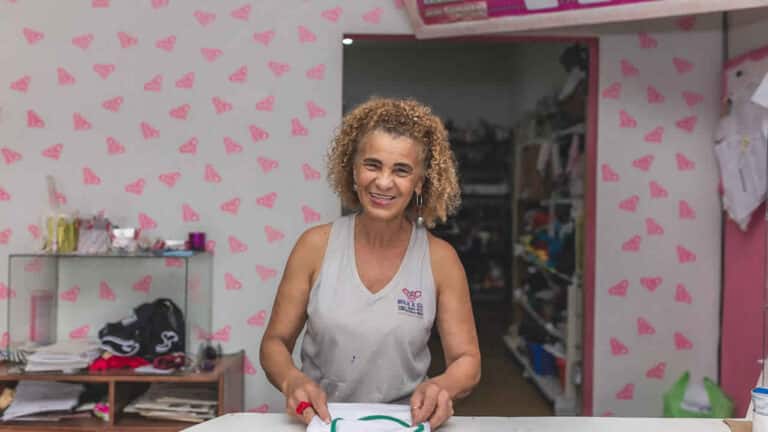 Lá na Rose: empresa pinheirense com 20 anos de mercado oferece melhor qualidade de uniformes escolares em João Pinheiro