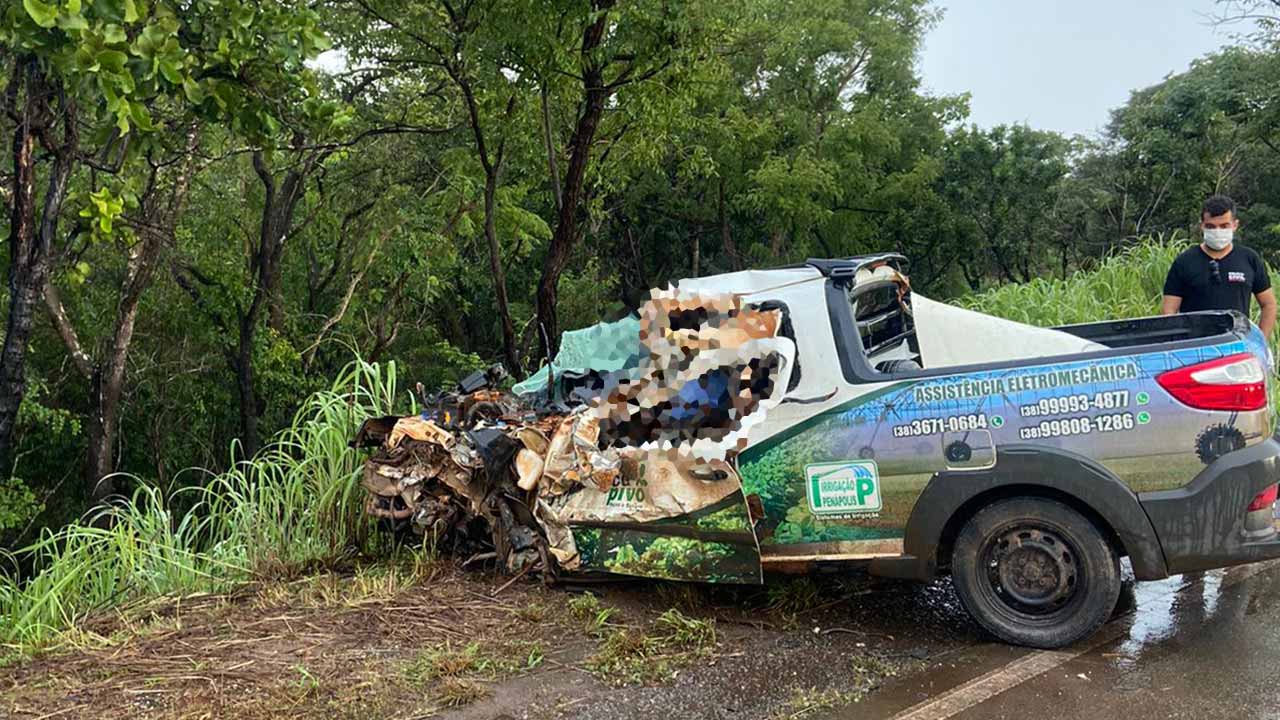 Motorista de 30 anos morre após bater de frente com caminhão em Paracatu