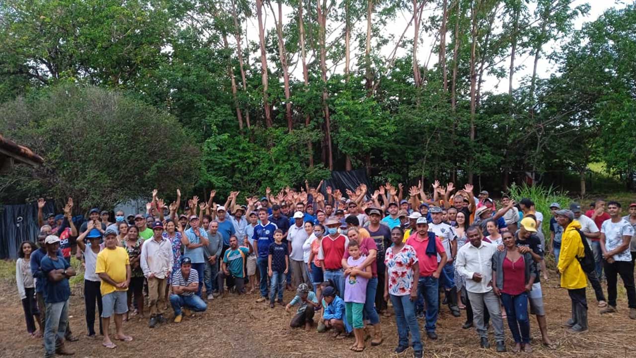 Justiça determina fim da invasão na fazenda da Vallourec em Brasilândia de Minas; CODEBRAS vai recorrer
