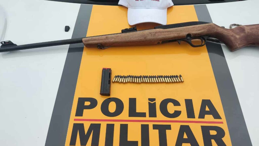 PM apreende dois rifles e munições durante o fim de semana nas rodovias estaduais de Brasilândia e João Pinheiro