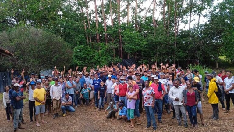 CODEBRAS consegue suspender decisão da justiça que determinava fim da ocupação em Brasilândia de Minas