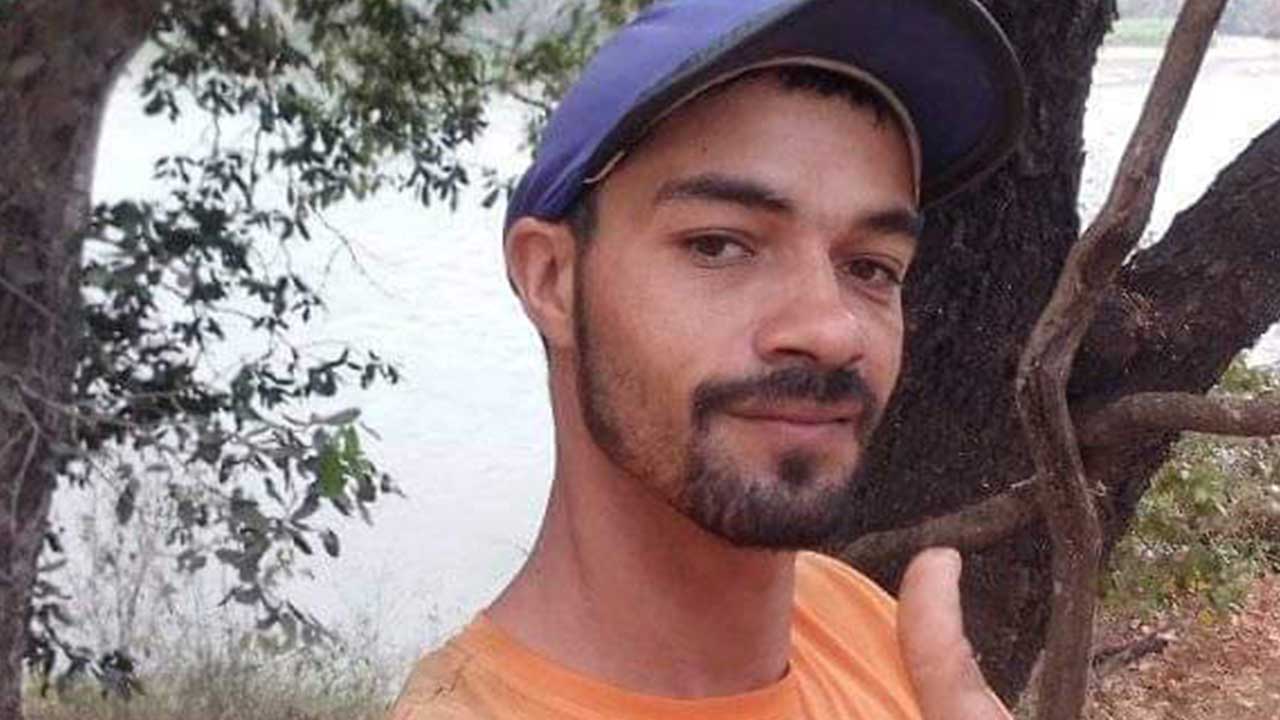 Homem de 30 anos é assassinado a tiros na porta de casa em Brasilândia de Minas
