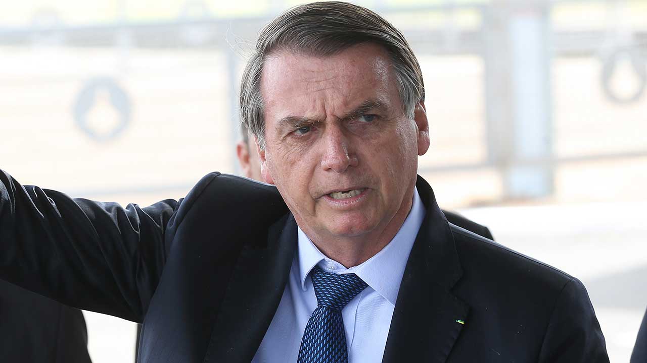 Bolsonaro veta punição para quem divulgar imagem de infração de trânsito