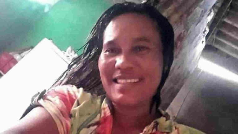 Mulher que saiu de Buritizeiros com destino a João Pinheiro desaparece e família pede ajuda para encontrá-la