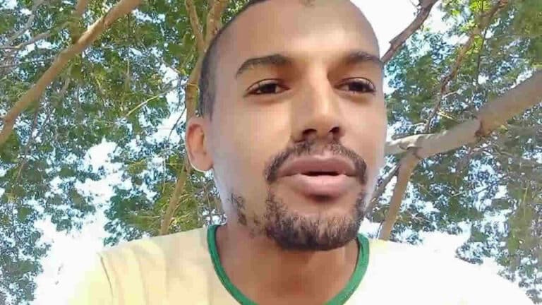 Professor acusa Polícia Militar de racismo em Brasilândia de Minas após abordagem dentro de ônibus