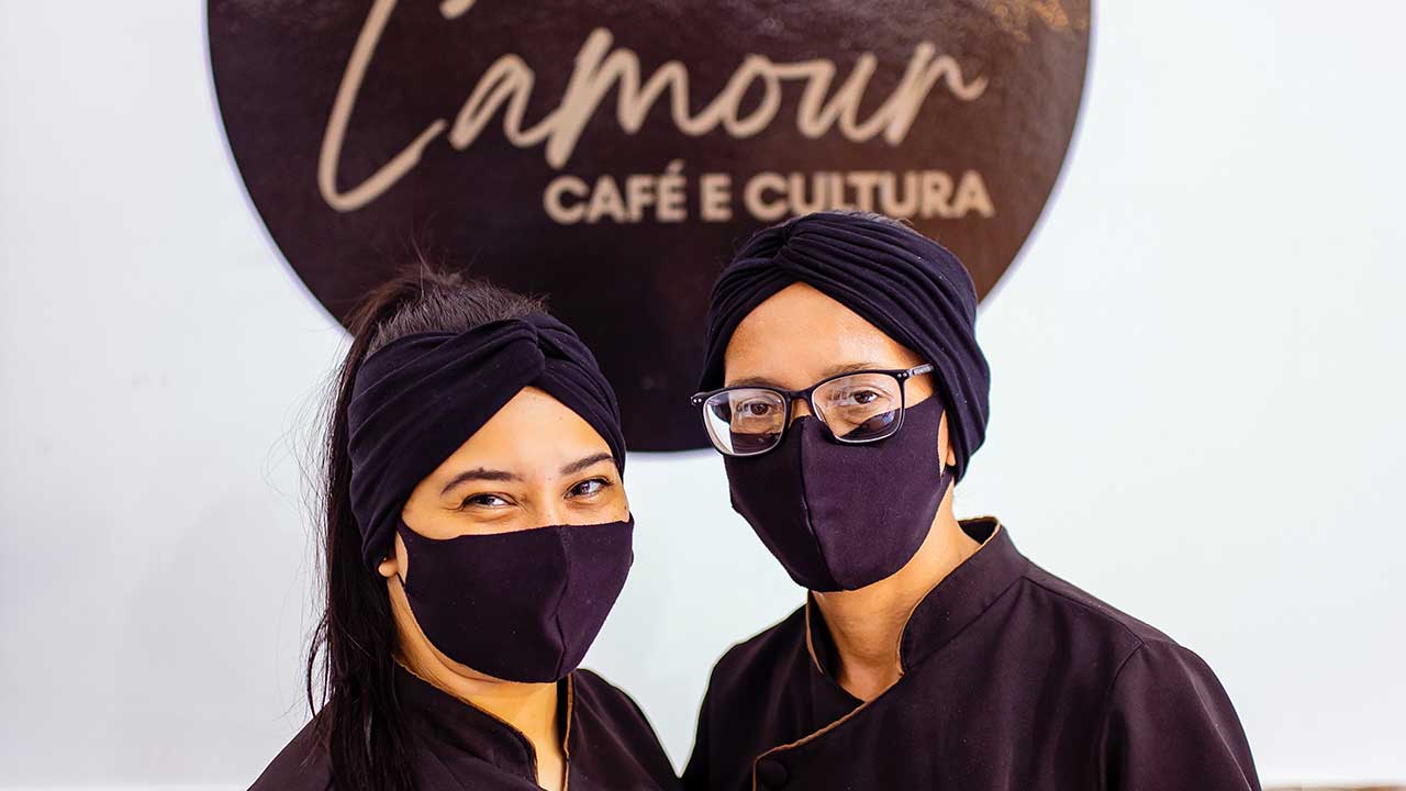 Cafeteria de mãe e filha faz sucesso em João Pinheiro com mais de 26 opções de cafés quentes e gelados