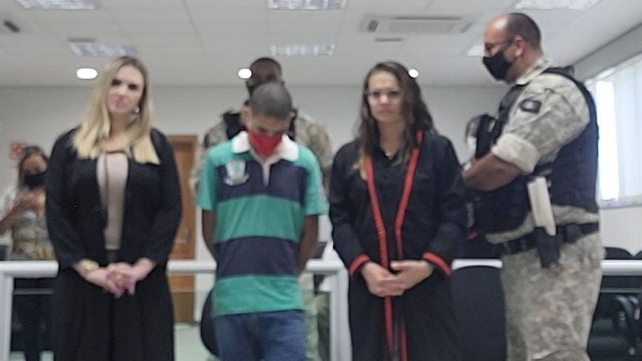 Jovem que acertou machadada na cabeça de homem nas Lages é condenado por lesão corporal em João Pinheiro