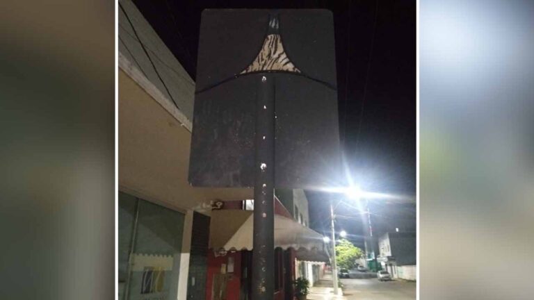 Em meio a bar lotado, calcinha é pendura em placa no Centro de João Pinheiro; moradores reclamam do desrespeito