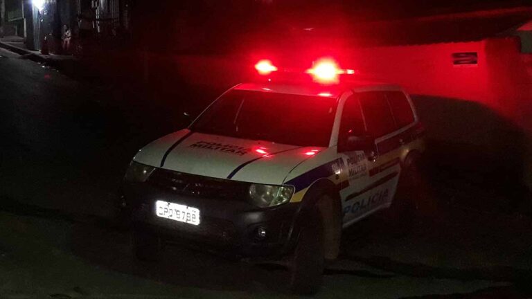 PM prende jovem com maconha, cocaína e dinheiro após abordagem nos Cais em João Pinheiro