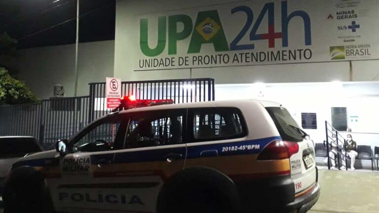 PM usa bombas de gás lacrimogênio para dispersar multidão envolvida em briga generalizada em João Pinheiro