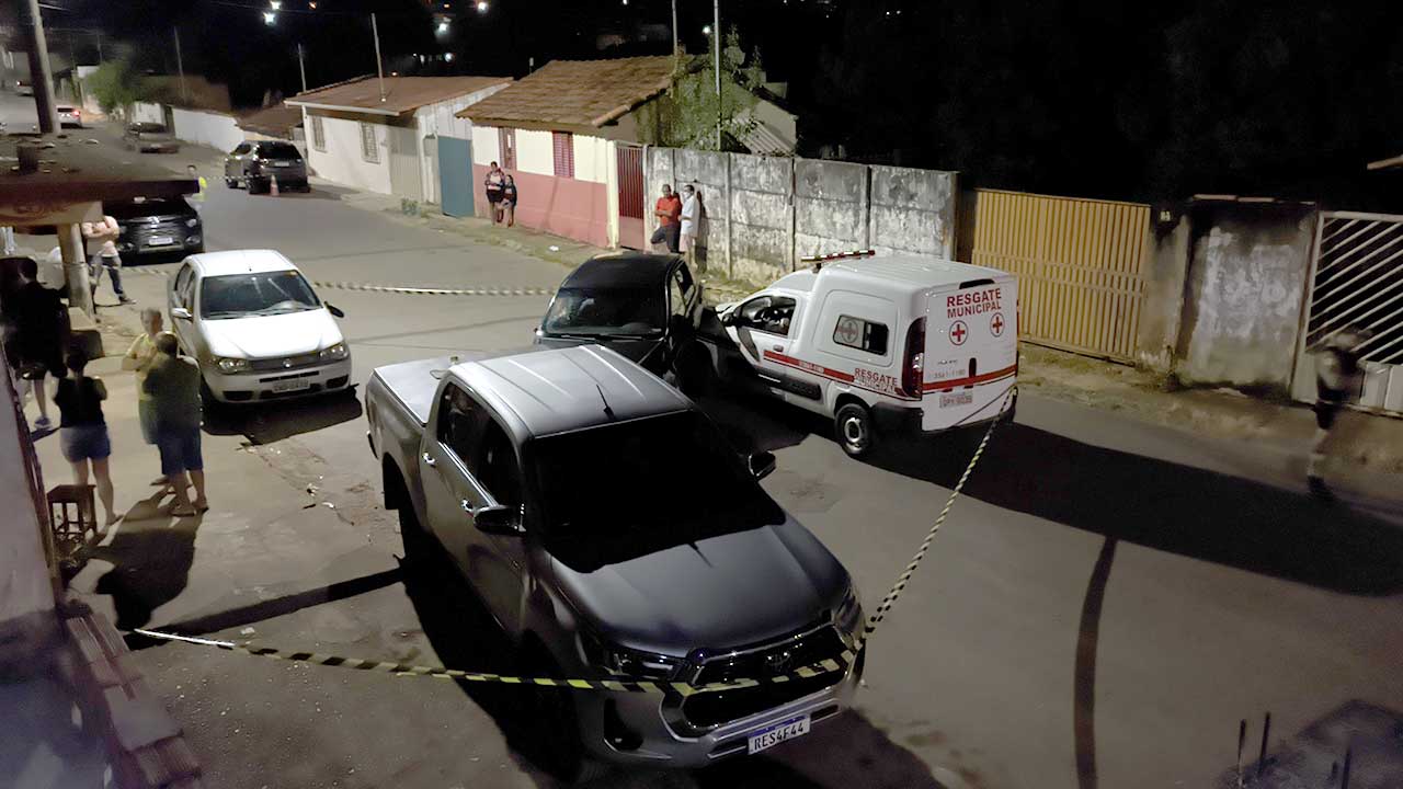 Acidente envolvendo 4 veículos é registrado na Barão do Rio Branco, em João Pinheiro