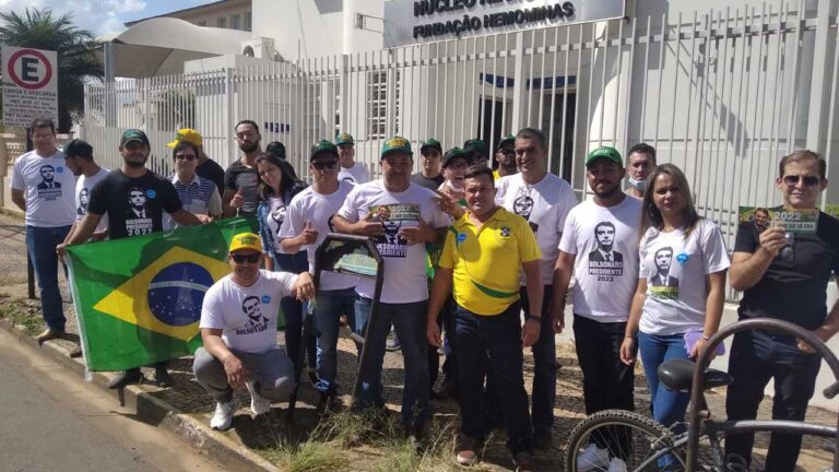 Grupo bolsonarista de João Pinheiro reúne mais de 33 doadores de sangue para o Hemominas
