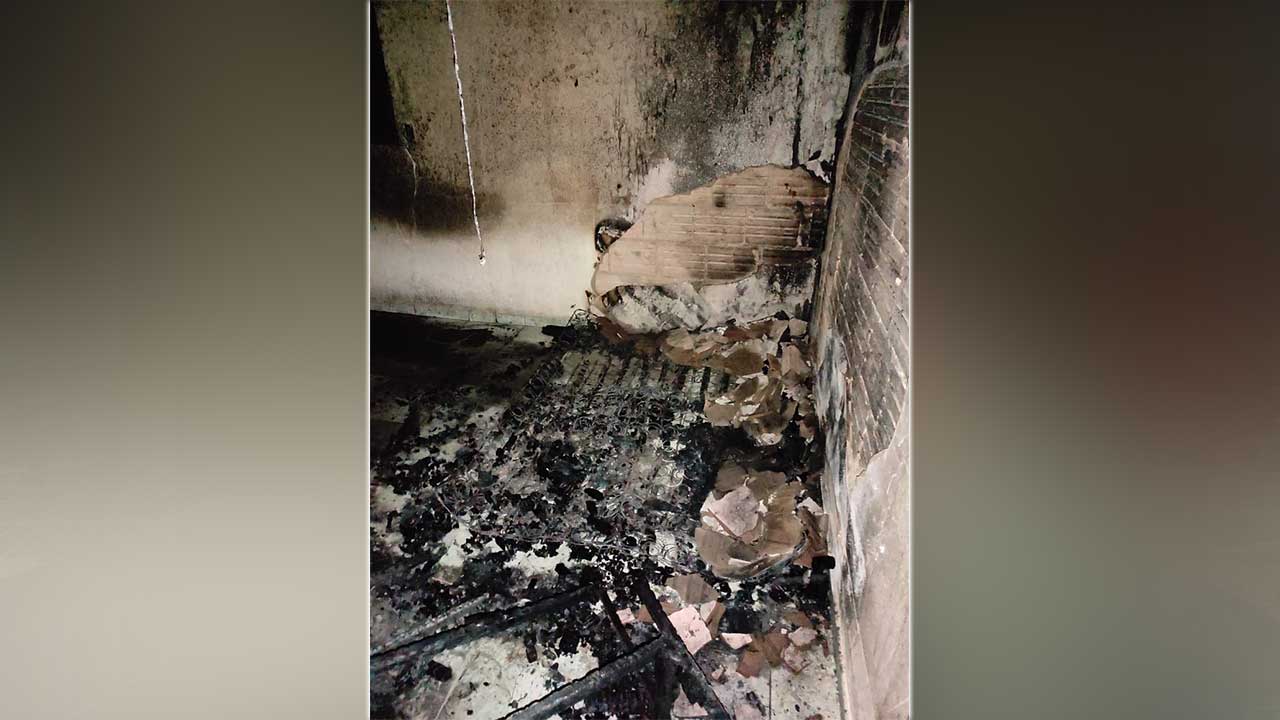 Inconformado com o término do namoro, homem ateia fogo na casa da ex em João Pinheiro