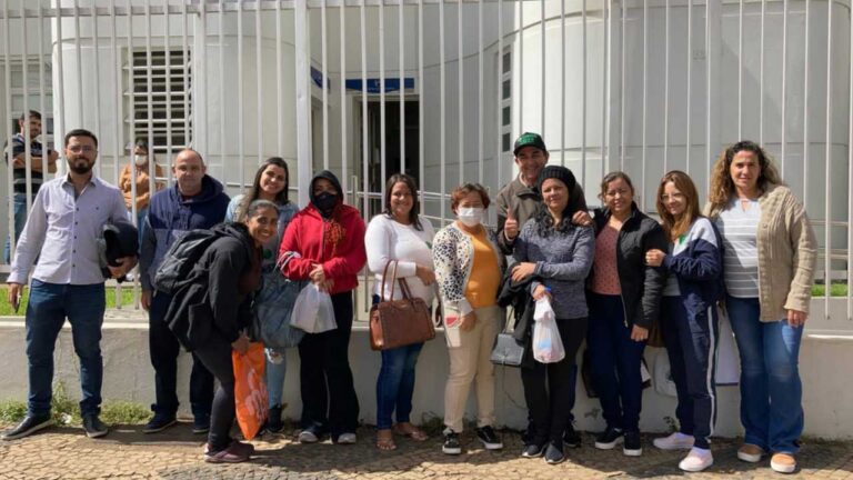 População pinheirense se mobiliza e vai à Patos de Minas doar sangue para jovem que teve compilações durante o parto