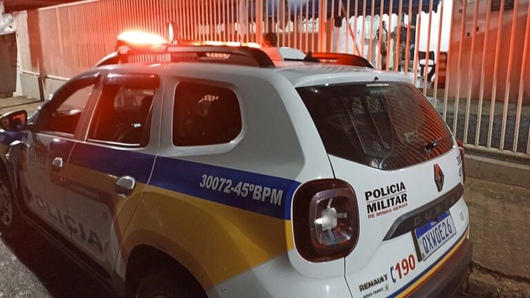 Homem mata cachorro a tiros após discutir com vizinho por conta de latidos em João Pinheiro