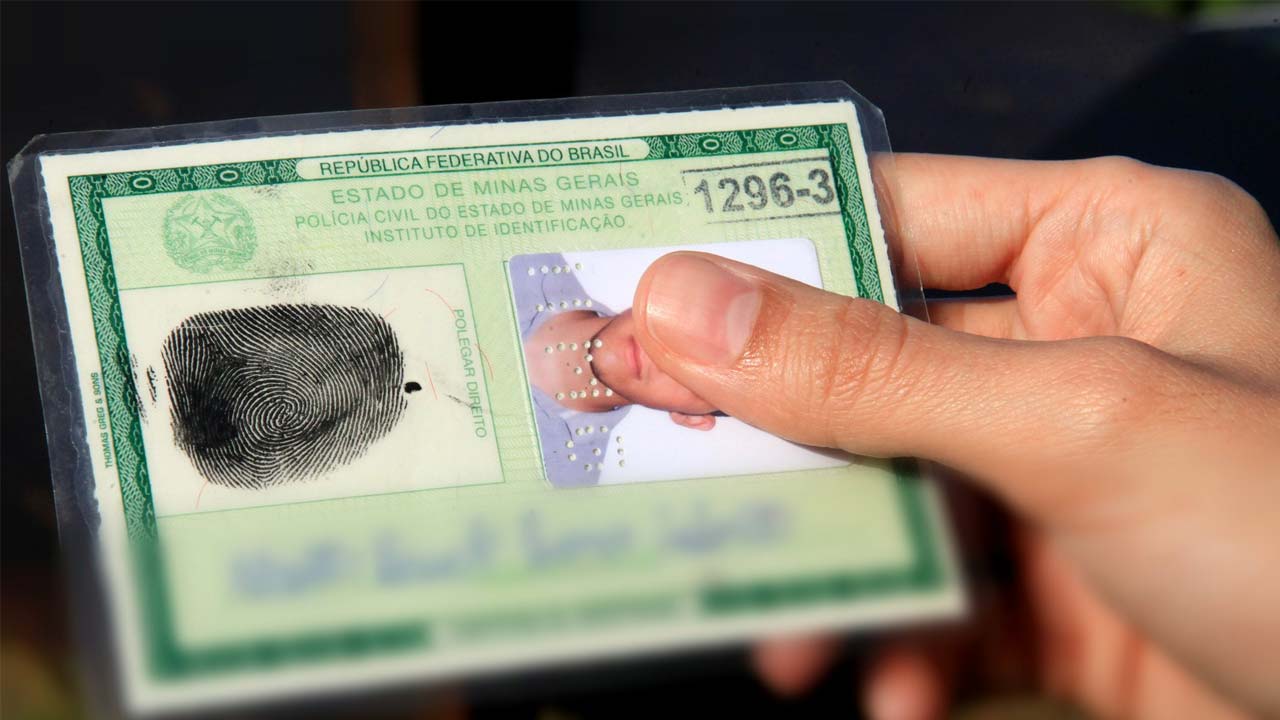 Serviço de emissão de carteira de identidade será interrompido em todo o Estado