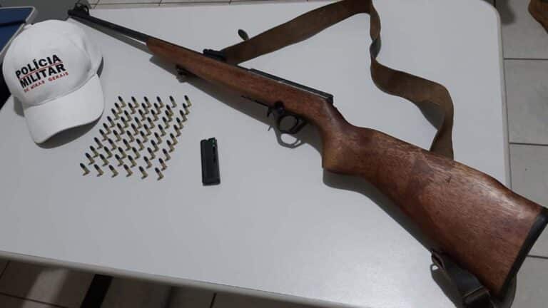 Arma de fogo é apreendida e motorista é preso pela Polícia Militar Rodoviária na MG-181 em João Pinheiro
