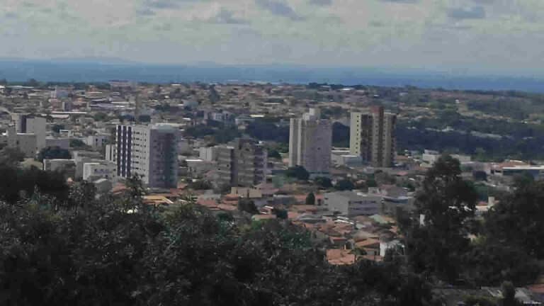 Sobe para 268 o número de casos prováveis de dengue em João Pinheiro, segundo boletim estadual atualizado