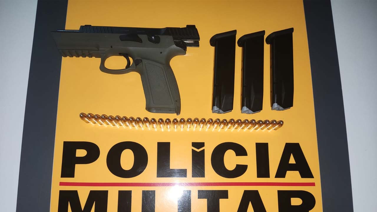Motorista embriagado é preso portando uma pistola 9mm na MG-181 em Brasilândia de Minas