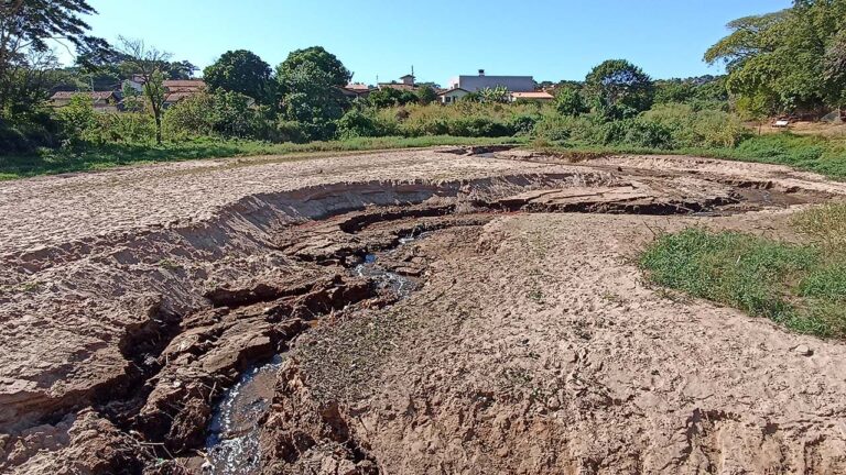 Ministério Público de João Pinheiro já intimou prefeito e proprietários do terreno onde a lagoa foi construída