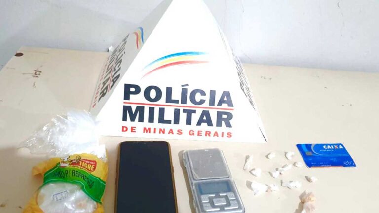 Polícia Militar encontra pedras de crack e prende jovem de 23 anos no Esplanada em João Pinheiro