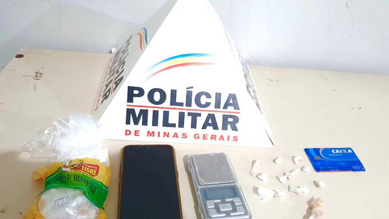 Polícia Militar encontra pedras de crack e prende jovem de 23 anos no Esplanada em João Pinheiro