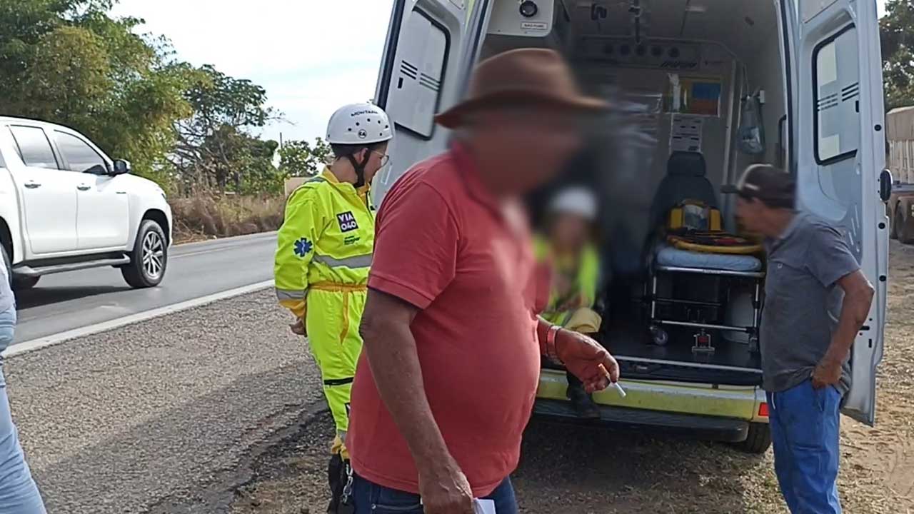 Motorista bêbado bate em 3 veículos no Centro de João Pinheiro, foge e acaba parado após fazer zig zag na BR-040