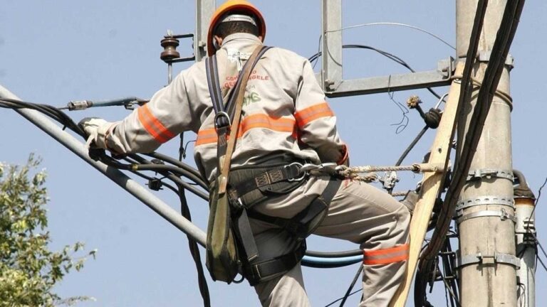 Conta de luz fica mais cara a partir de hoje; reajuste médio autorizado pela Aneel é de 8,8%