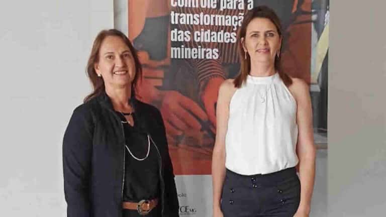 Professora pinheirense é homenageada por trabalho exercido durante a pandemia