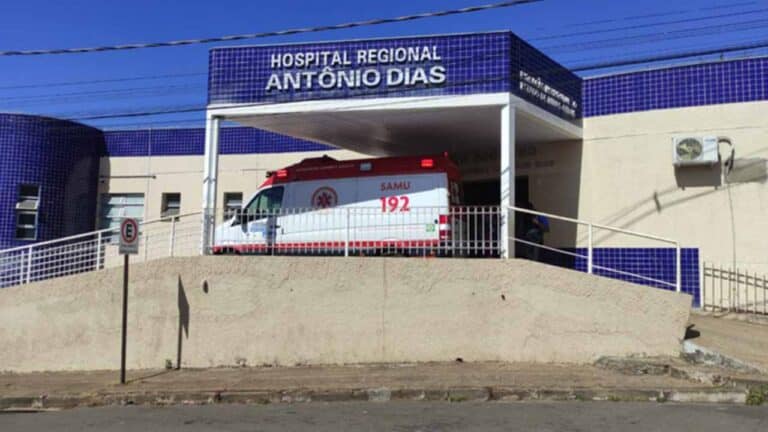 Jovem toma água sanitária pensando ser pinga e precisa ser socorrido em Patos de Minas