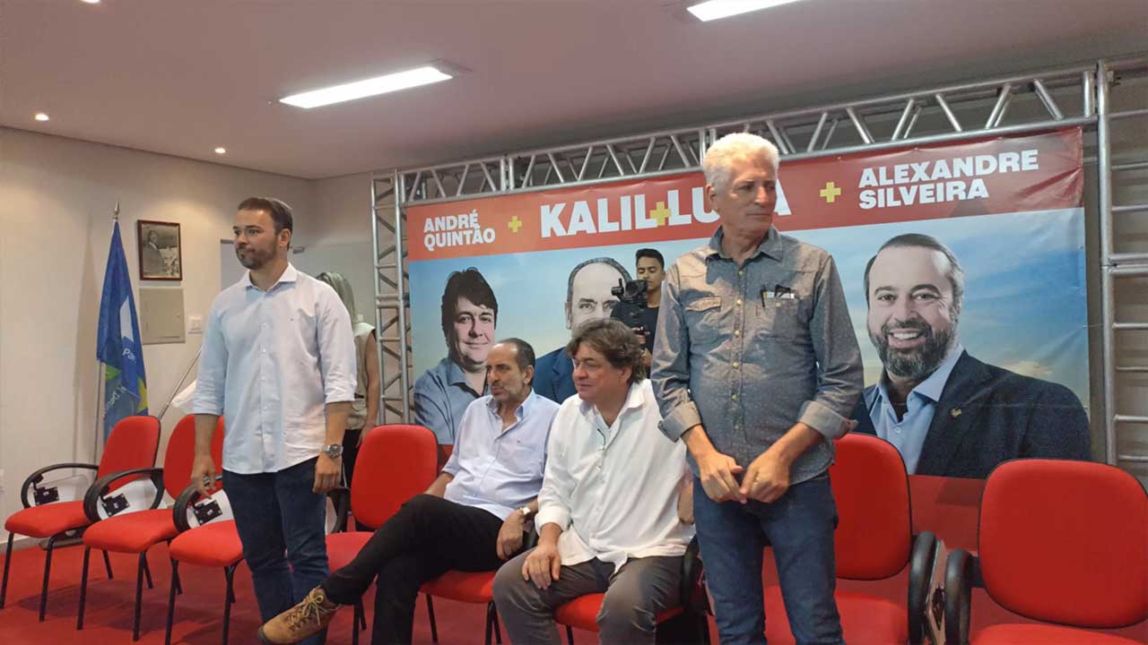 Candidato ao Governo de Minas, Alexandre Kalil visita João Pinheiro com caravana em apoio a Lula