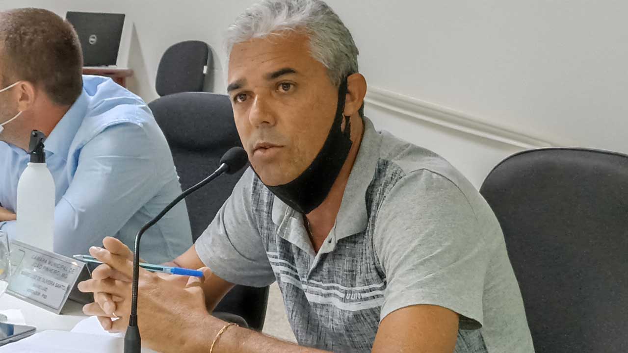 Vereador contesta projeto apresentado pelo prefeito que estipula empréstimo de R$30 milhões em João Pinheiro