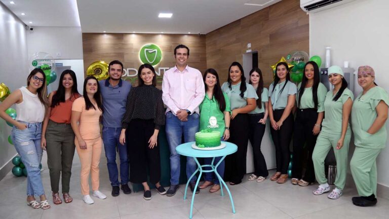 Aniversário OdontoCompany: maior clínica odontológica de João Pinheiro preparou condições especiais para você