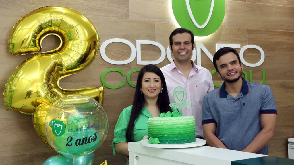 Aniversário OdontoCompany: maior clínica odontológica de João Pinheiro preparou condições especiais para você