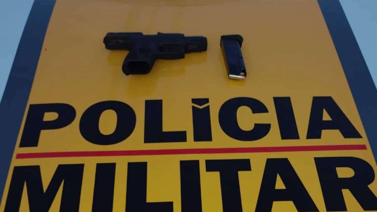 Homem é preso portando pistola 9mm na MG-181, em João Pinheiro