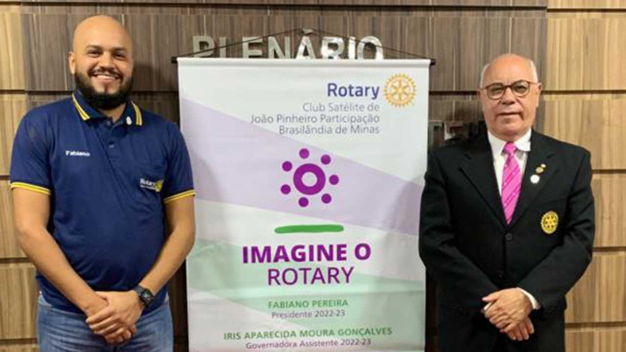 Rotary Satélite de Brasilândia de Minas recebe visita do Governador Distrital em cerimônia na Câmara Municipal
